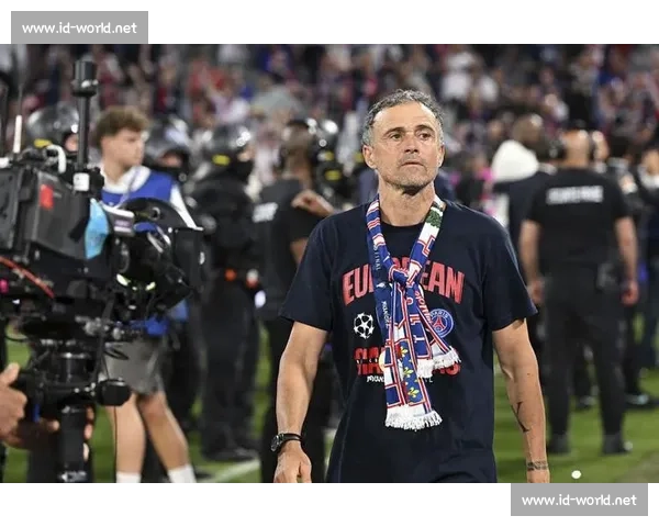 0910 巴萨 B 队:恩里克与青春风暴的西乙升级之路 0910 巴萨 B 队:恩里克与青春风暴的西乙升级之路